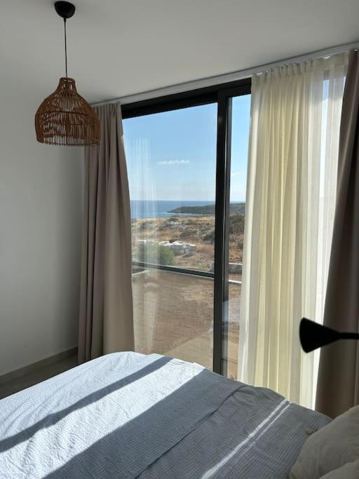 Penthouse Med Privat Saltvannsbasseng Pa Esentepe Beach Kyrenia  Exteriér fotografie